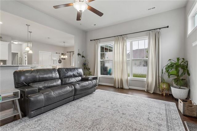 804 Evelyn WAY, Chesapeake, VA 23322