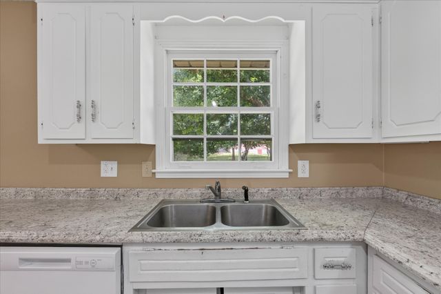 406 Lillie Belle Ln, Clarksville, TN 37042
