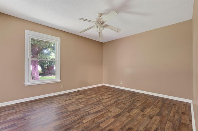 406 Lillie Belle Ln, Clarksville, TN 37042