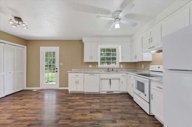 406 Lillie Belle Ln, Clarksville, TN 37042