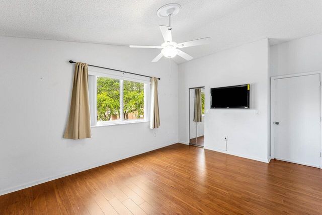 331 NW 101st Terrace, Pembroke Pines, FL 33026