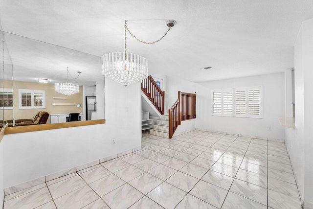 331 NW 101st Terrace, Pembroke Pines, FL 33026