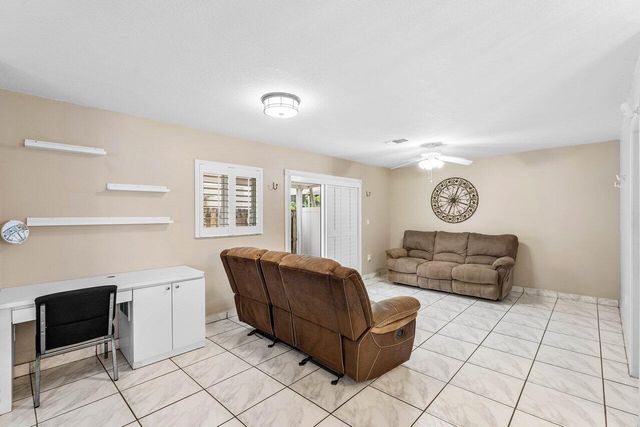 331 NW 101st Terrace, Pembroke Pines, FL 33026