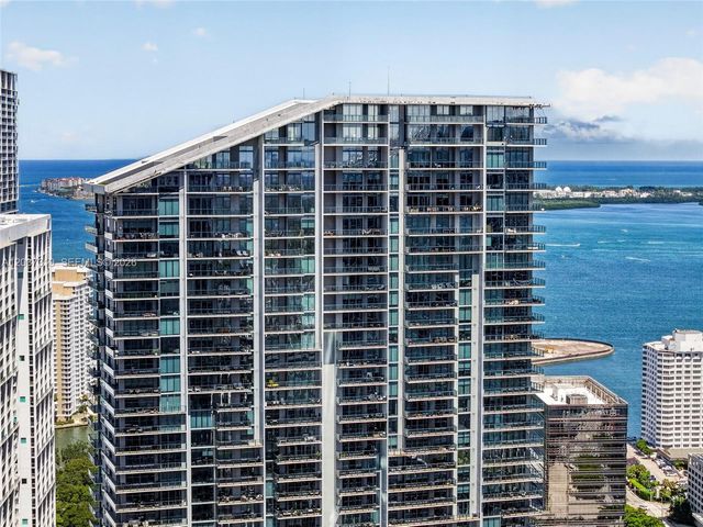 68 SE 6th St 3506, Miami, FL 33131