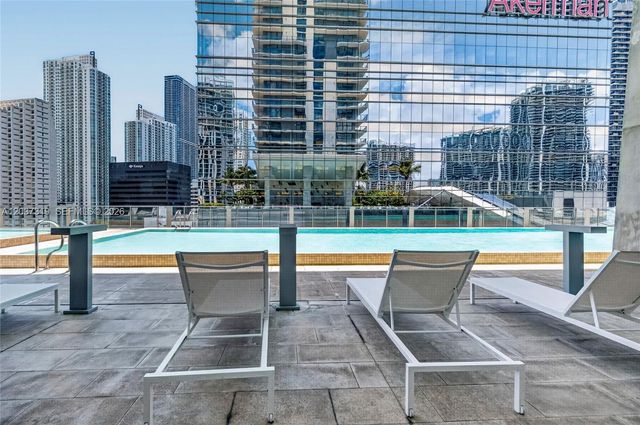68 SE 6th St 3506, Miami, FL 33131