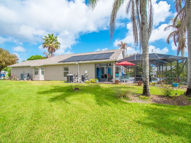 584 Birch Court, Sebastian, FL 32958