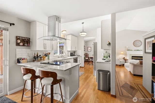 17502 51st Street Ct E, Lake Tapps, WA 98391