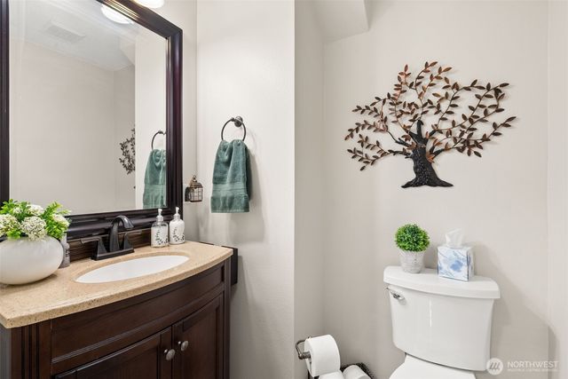 17502 51st Street Ct E, Lake Tapps, WA 98391