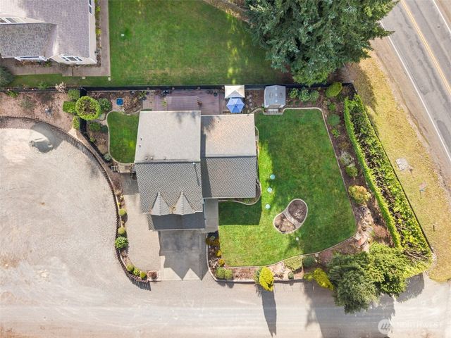 17502 51st Street Ct E, Lake Tapps, WA 98391