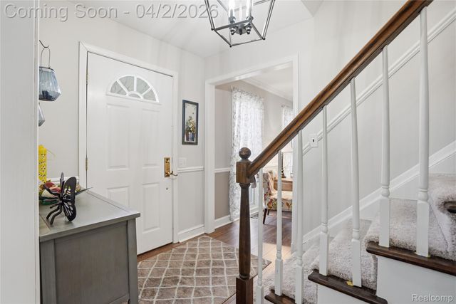 1433 Chestnut Lane, Rochester Hills, MI 48309