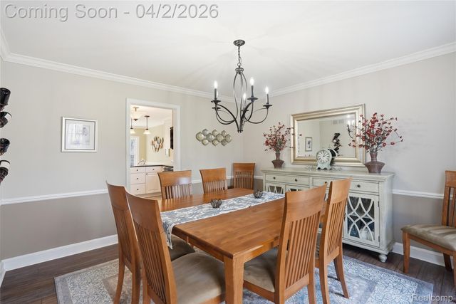 1433 Chestnut Lane, Rochester Hills, MI 48309