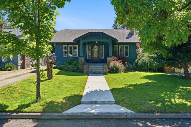3818 N E St, Spokane, WA 99205