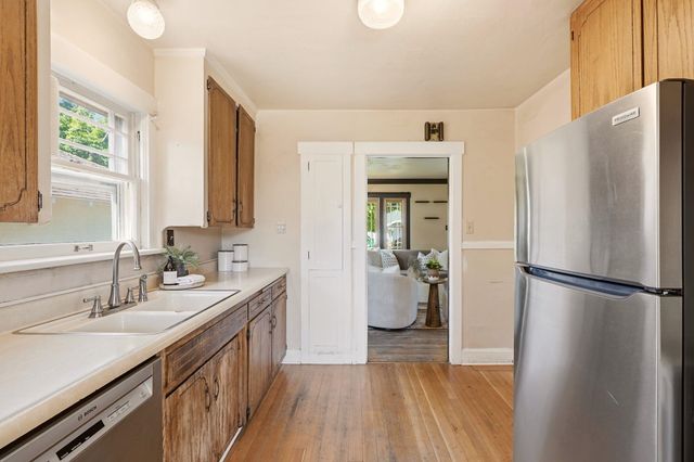 3818 N E St, Spokane, WA 99205