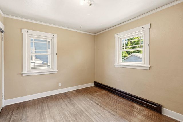 3818 N E St, Spokane, WA 99205