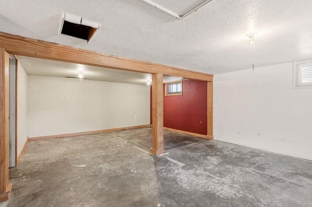 3818 N E St, Spokane, WA 99205
