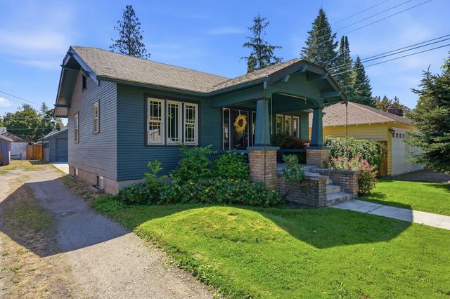 3818 N E St, Spokane, WA 99205