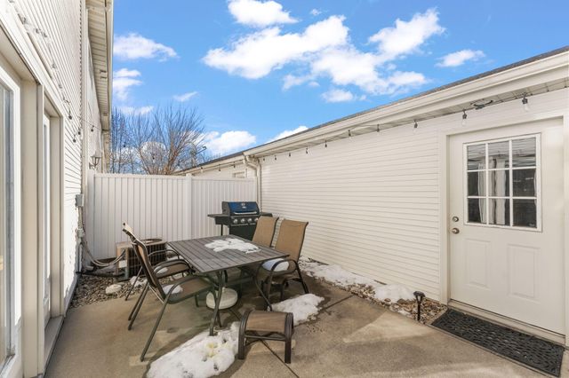 1823 Beech Court, Crown Point, IN 46307