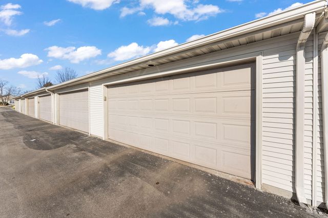 1823 Beech Court, Crown Point, IN 46307