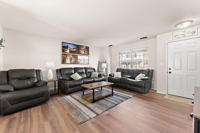 1823 Beech Court, Crown Point, IN 46307