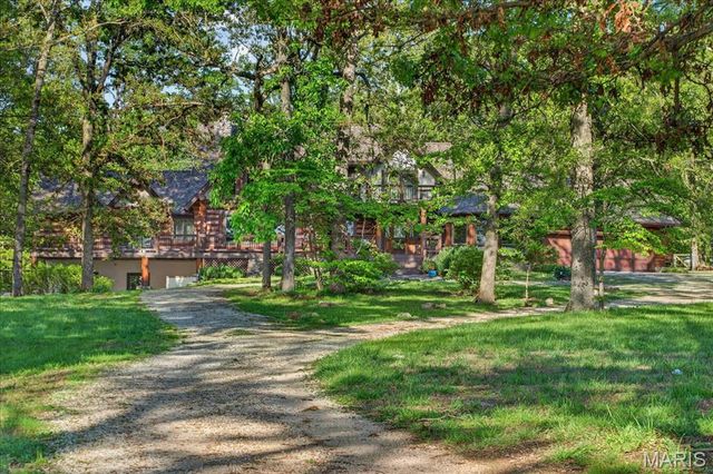 20610 Colony Church Road, Farmington, MO 63640