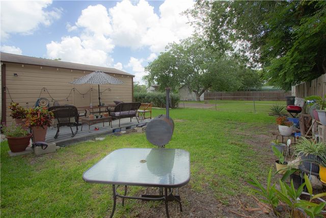5338 Nelson, Corpus Christi, TX 78411
