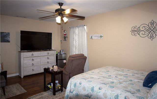 5338 Nelson, Corpus Christi, TX 78411
