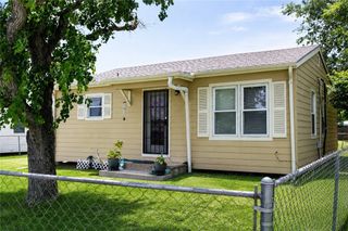 5338 Nelson, Corpus Christi, TX 78411