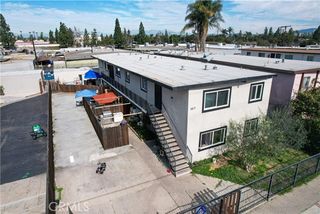 1917 W Myrtle, Santa Ana, CA 92703