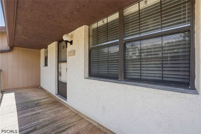 5323 Treetops DR T203, Naples, FL 34113