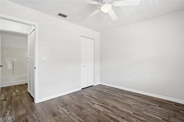 5323 Treetops DR T203, Naples, FL 34113
