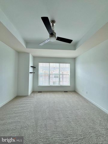 22885 EILEEN SQ, Sterling, VA 20166