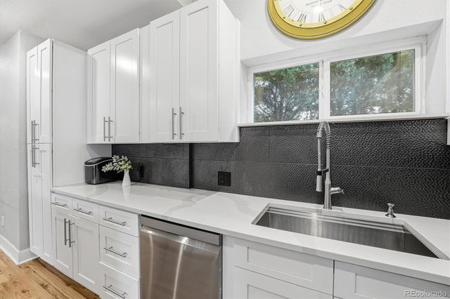 2073 S Logan Street, Denver, CO 80210