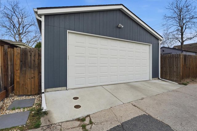 2073 S Logan Street, Denver, CO 80210