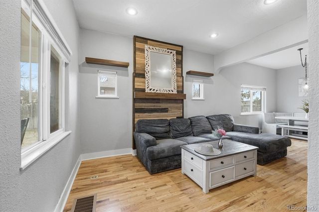 2073 S Logan Street, Denver, CO 80210