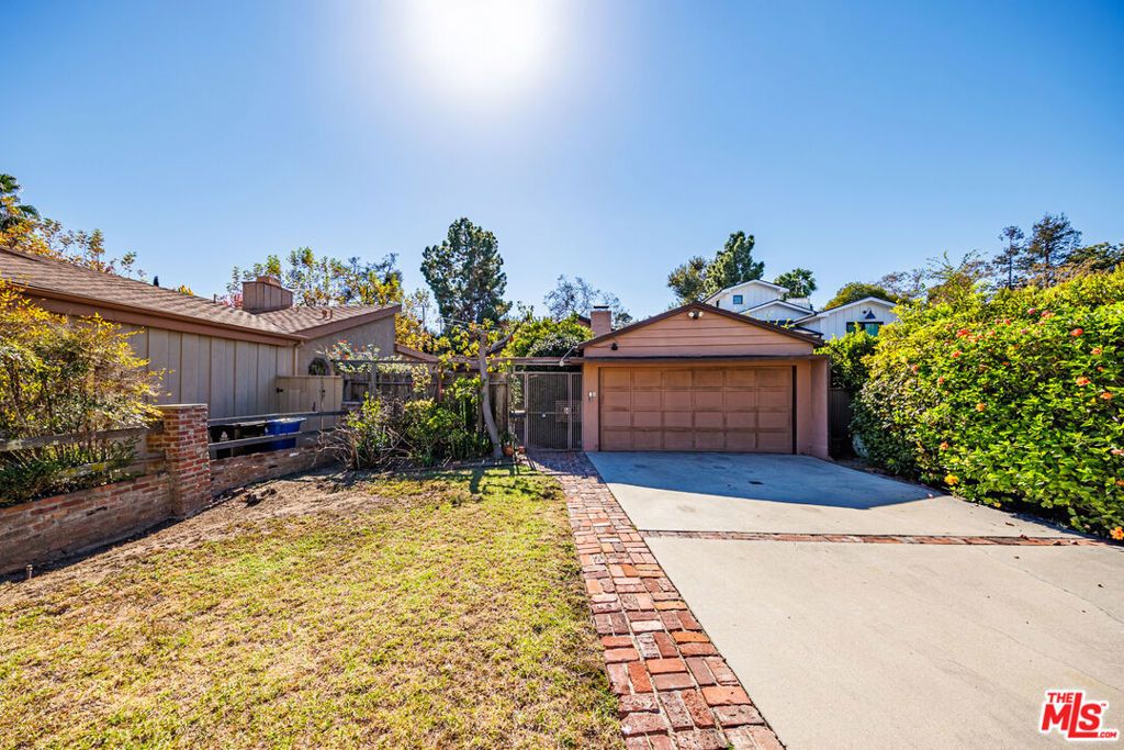 931 Wellesley Avenue, Los Angeles, CA 90049 — photo 2