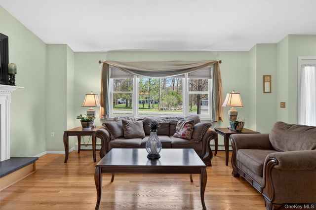 25 Bull Road, Washingtonville, NY 10992