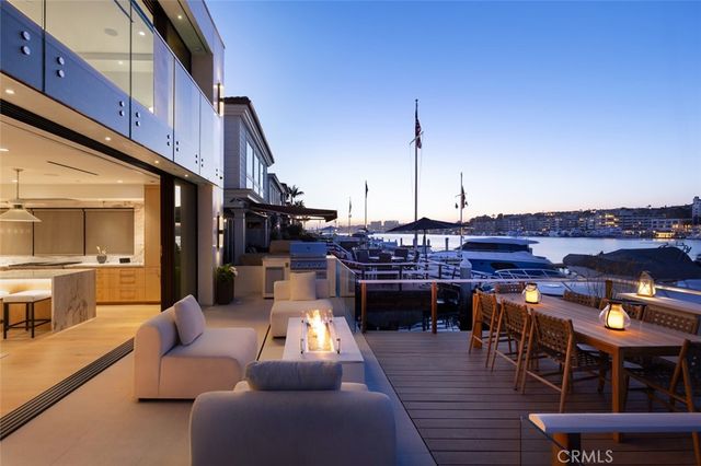 642 Via Lido Nord, Newport Beach, CA 92663