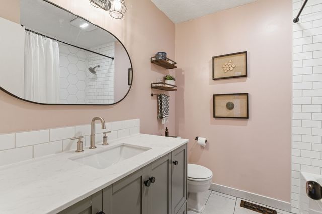 7504 Rolling River Pkwy, Nashville, TN 37221