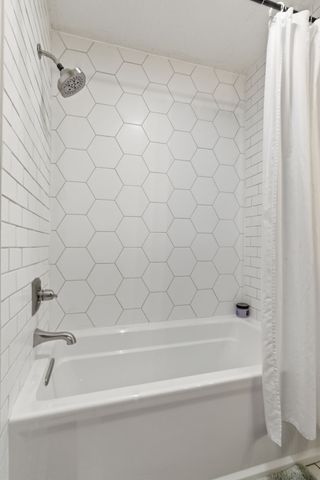 7504 Rolling River Pkwy, Nashville, TN 37221