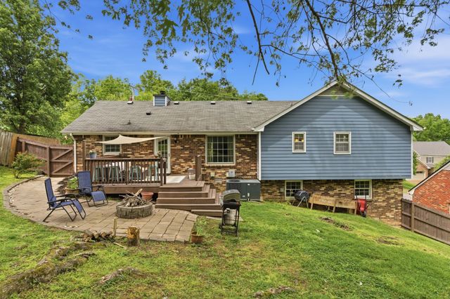 7504 Rolling River Pkwy, Nashville, TN 37221
