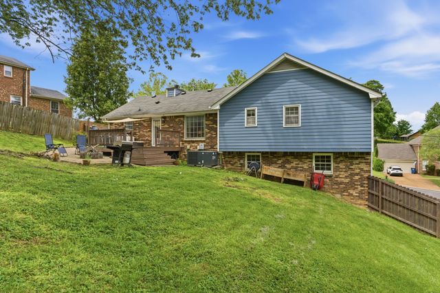 7504 Rolling River Pkwy, Nashville, TN 37221