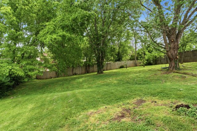 7504 Rolling River Pkwy, Nashville, TN 37221