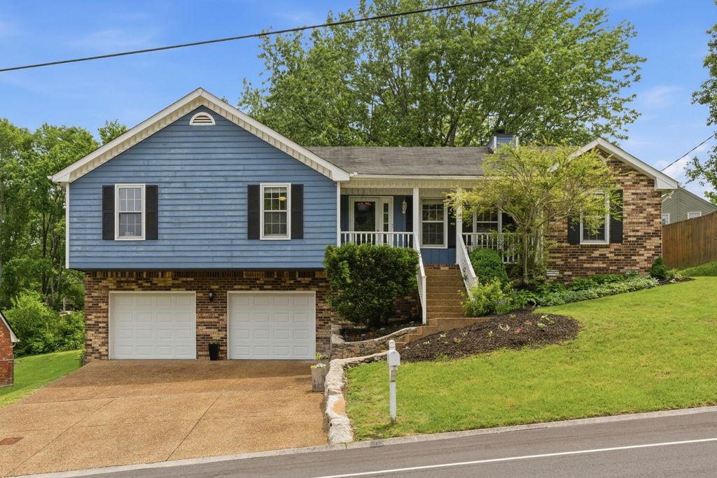 7504 Rolling River Pkwy, Nashville, TN 37221