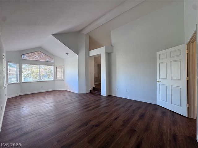 9721 Cascade Falls Avenue, Las Vegas, NV 89117