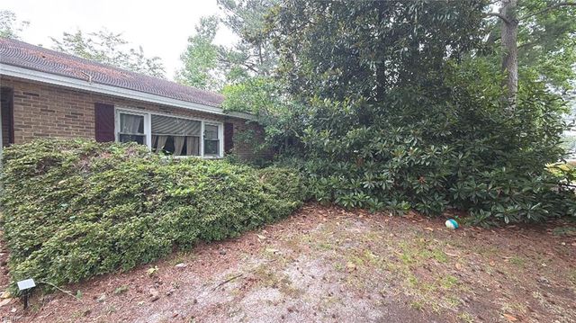 864 E Sparrow RD, Virginia Beach, VA 23464