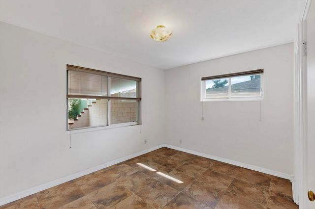 2120 HOFFMAN Drive NE, Albuquerque, NM 87110