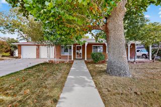2120 HOFFMAN Drive NE, Albuquerque, NM 87110