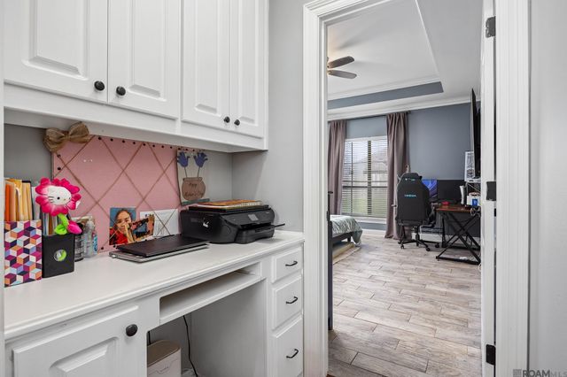 6177 Deanne Marie Dr, Zachary, LA 70791