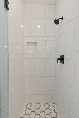 1185 NW Singleton Place, Bend, OR 97703