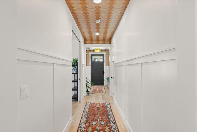 1185 NW Singleton Place, Bend, OR 97703